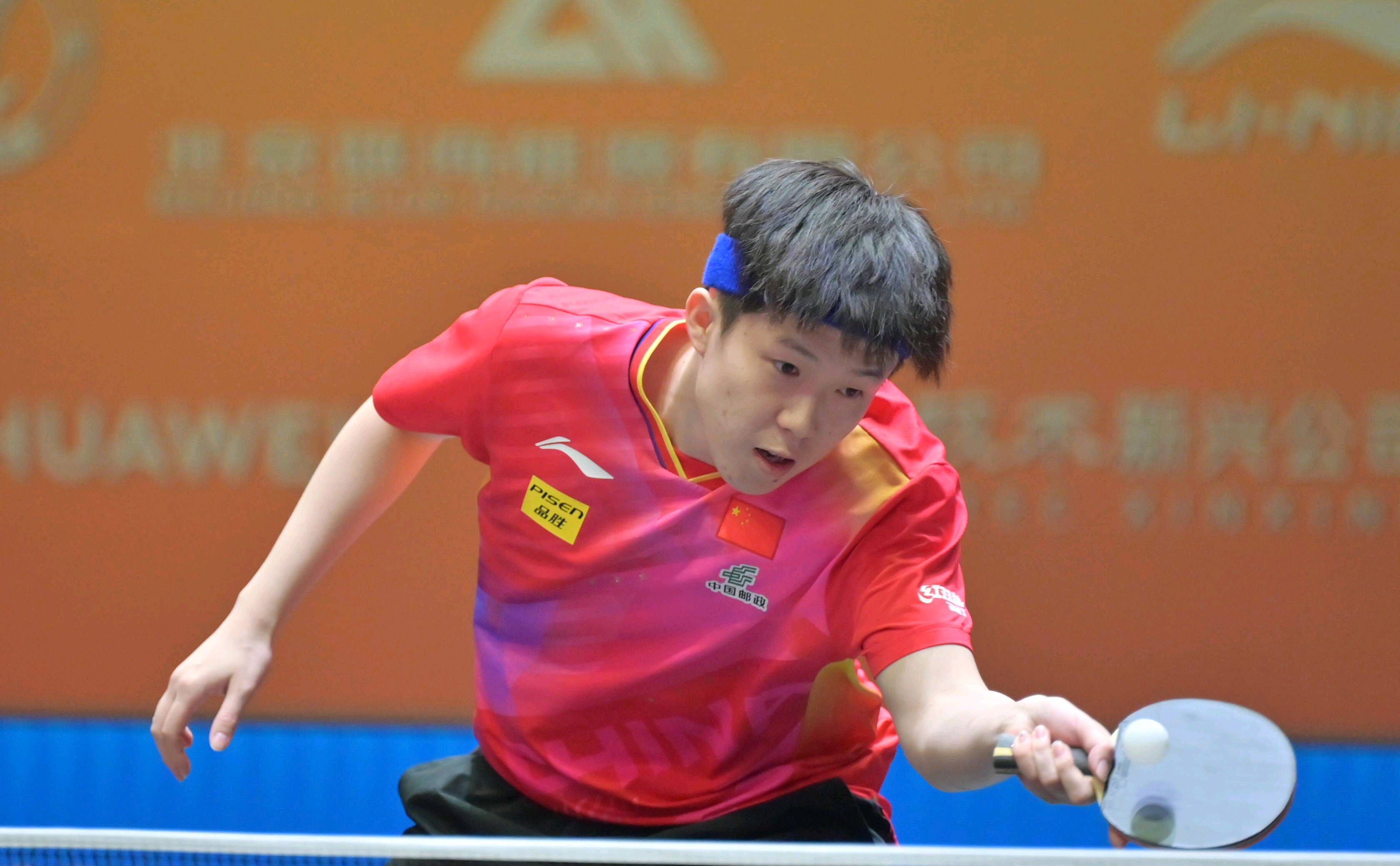 峰的球员屈 峰的球员屈