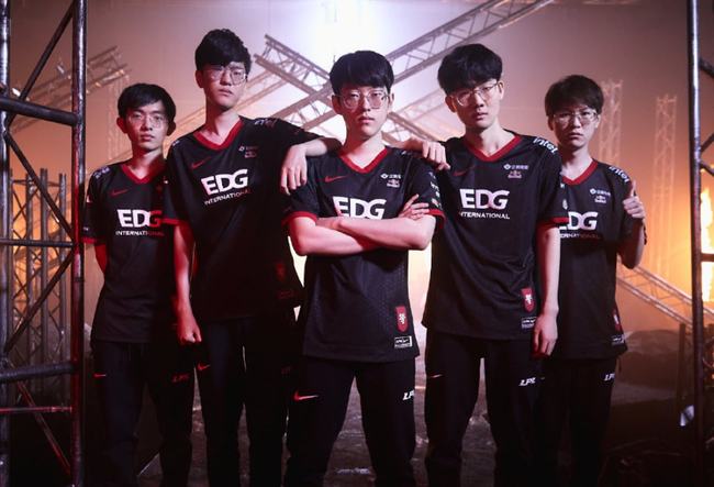 队的智慧与 队的智慧与